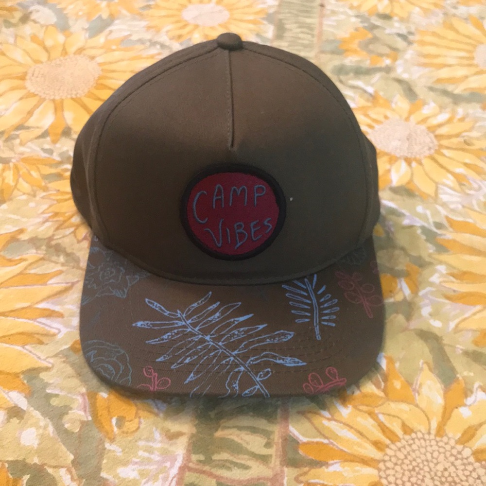 Poler 100% cotton “Camp Vibes” cap